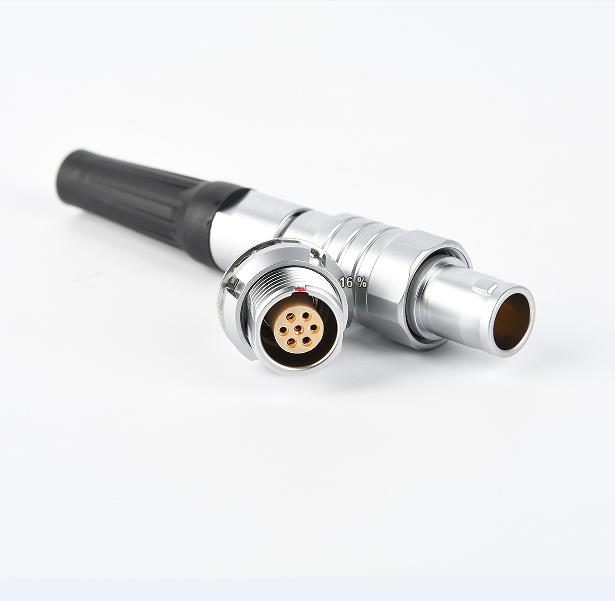 1688450211206612.jpg 螺紋鎖緊防水連接器公母對(duì)接ip68多芯防水航空插頭插座M12M15M18.jpg