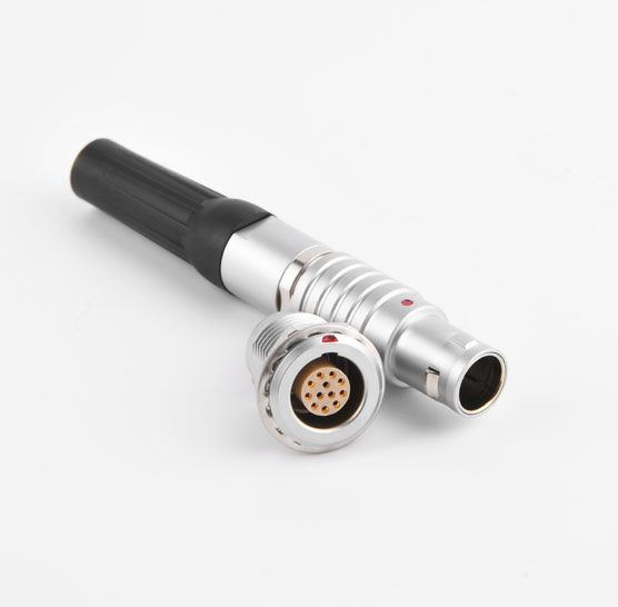 1688784705203920.jpg 1B12芯插頭+插座.jpg