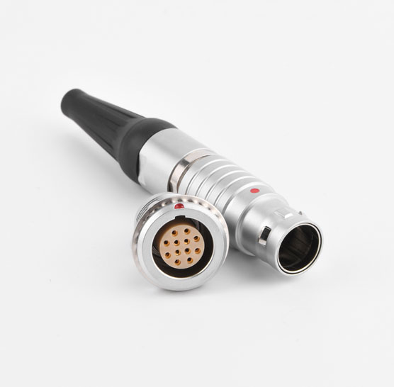 如何選擇適合的航空接插件？